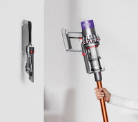 Dyson Cyclone V10 Total Clean Cordless Vacuum Cleaner thumbnail 14