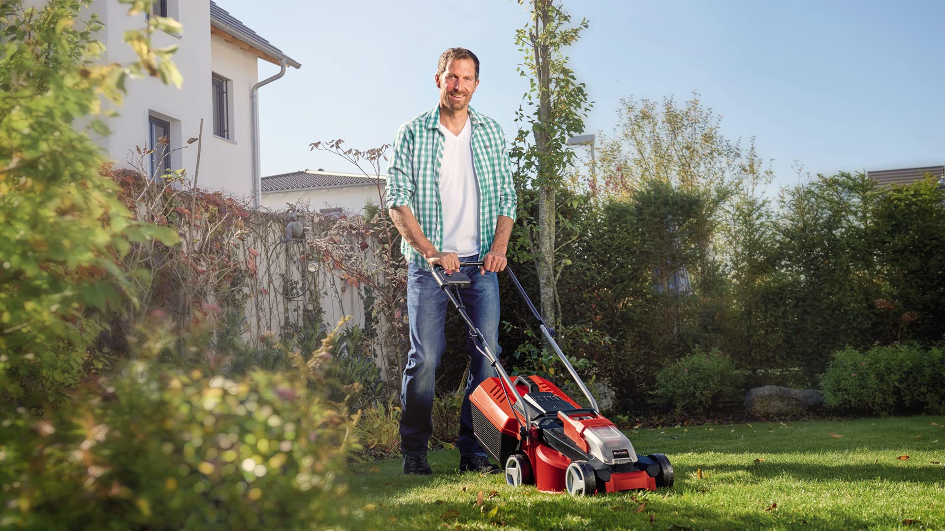 Einhell 18V 30 cm Cordless Rotary Lawn Mower with Battery and Charger