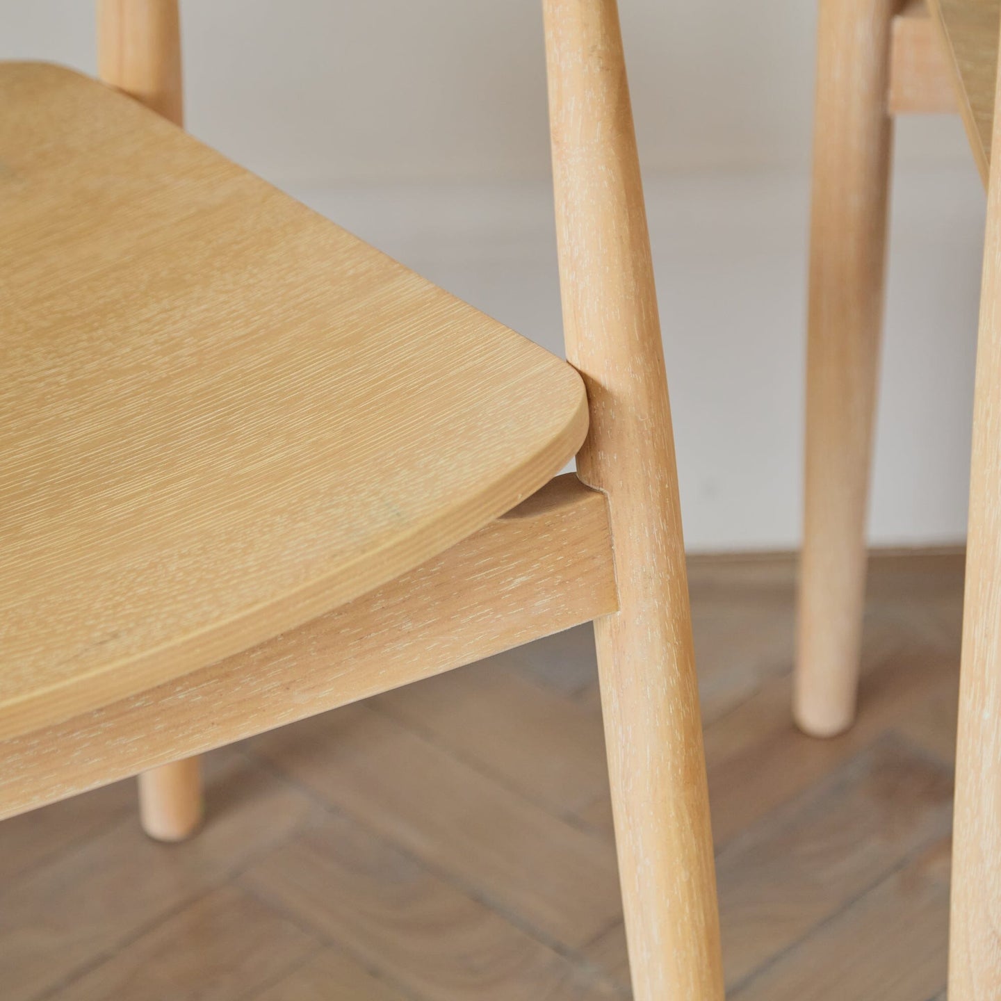 Raleigh Whitewash Dining Table Set - 6 Seater - Carter Whitewash Oak Dining Armchairs — image 9