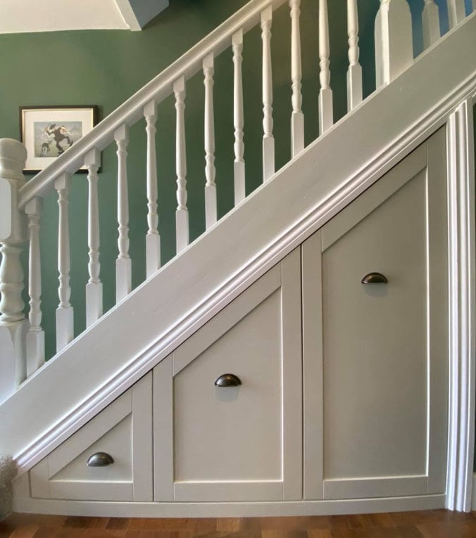IVYOCARPENTRY Bespoke Fitted Under Stairs Storage Unit, White